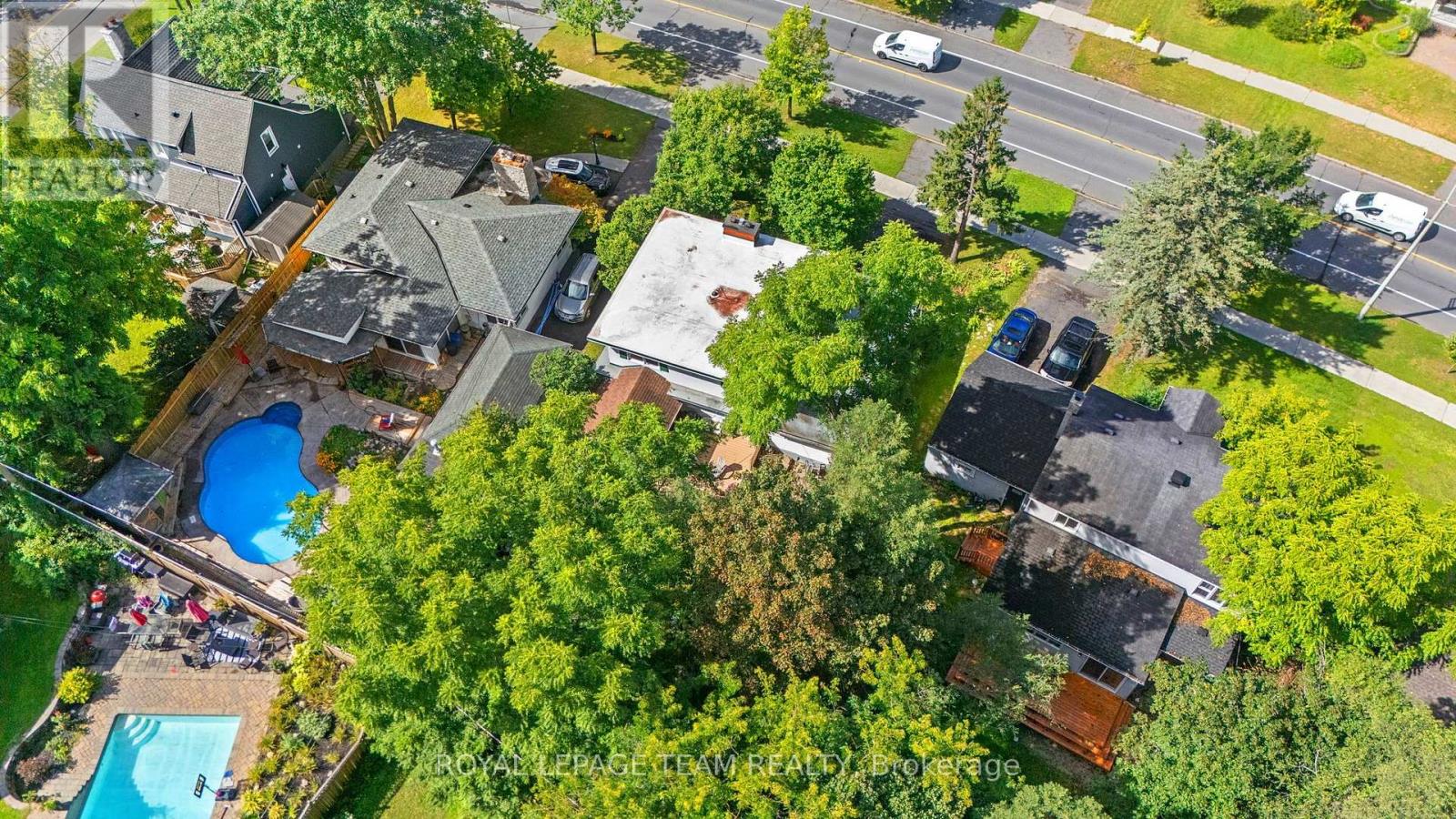 2009 ALTA VISTA DRIVE - 24