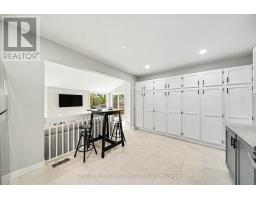 Bedroom 2 - 31 Willow Glen Drive, Ottawa, ON K2M1K8 Photo 13