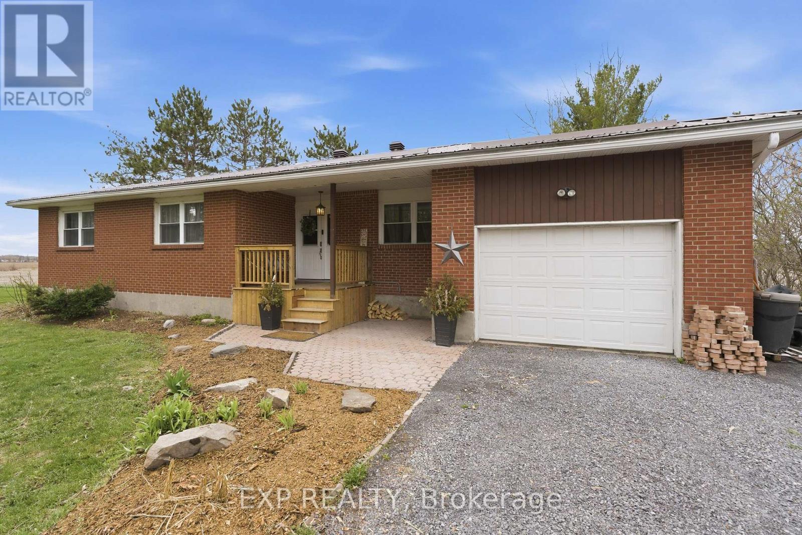 4 Bed, 2 Bath House for Sale in Ottawa – 6892 BOUNDARY ROAD, Ottawa – MLS# X13765780 - Image 34