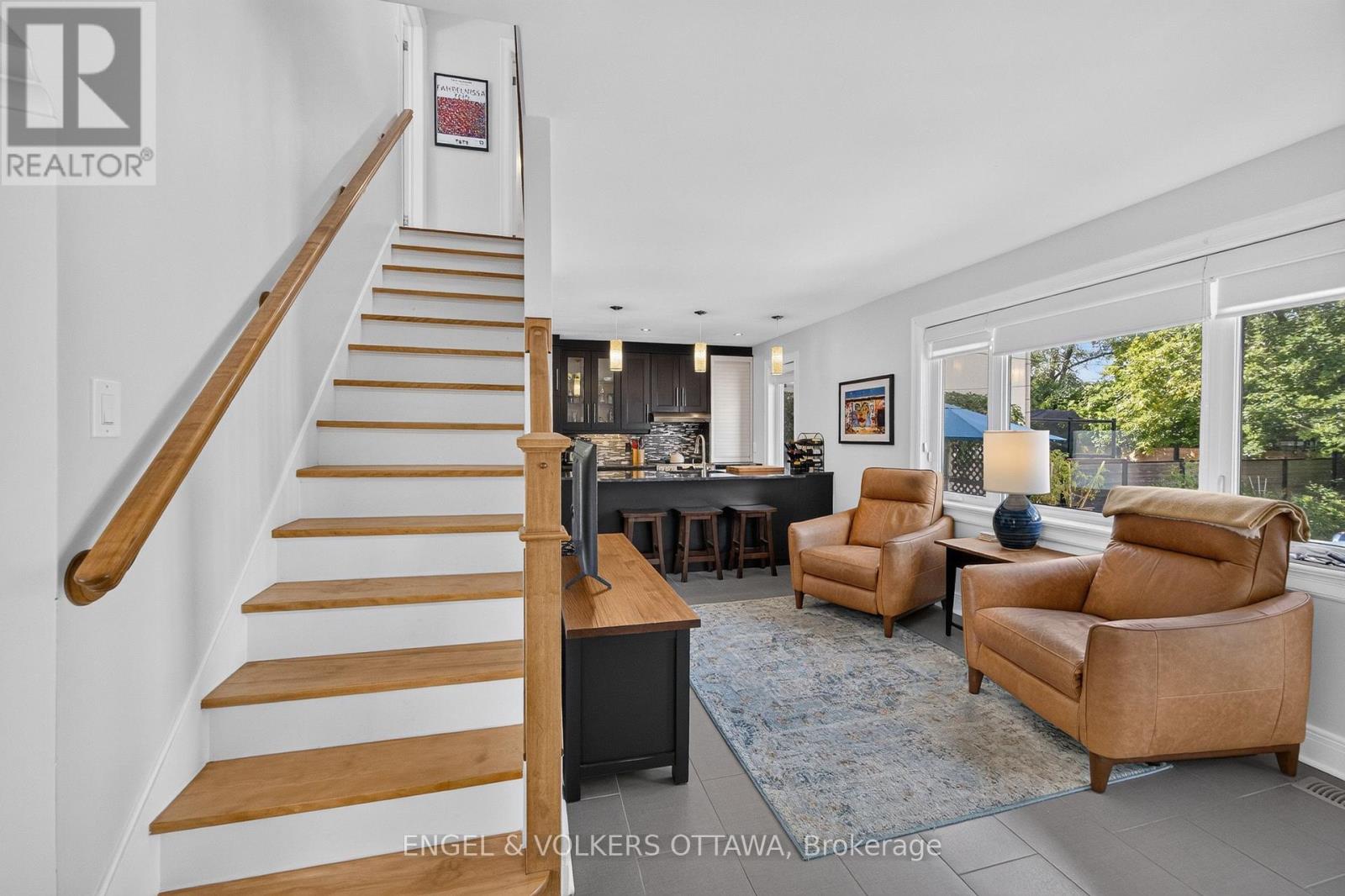 3 Bed, 2 Bath House for Sale in Ottawa – 47 GOULD STREET, Ottawa – MLS# X13765782 - Image 12