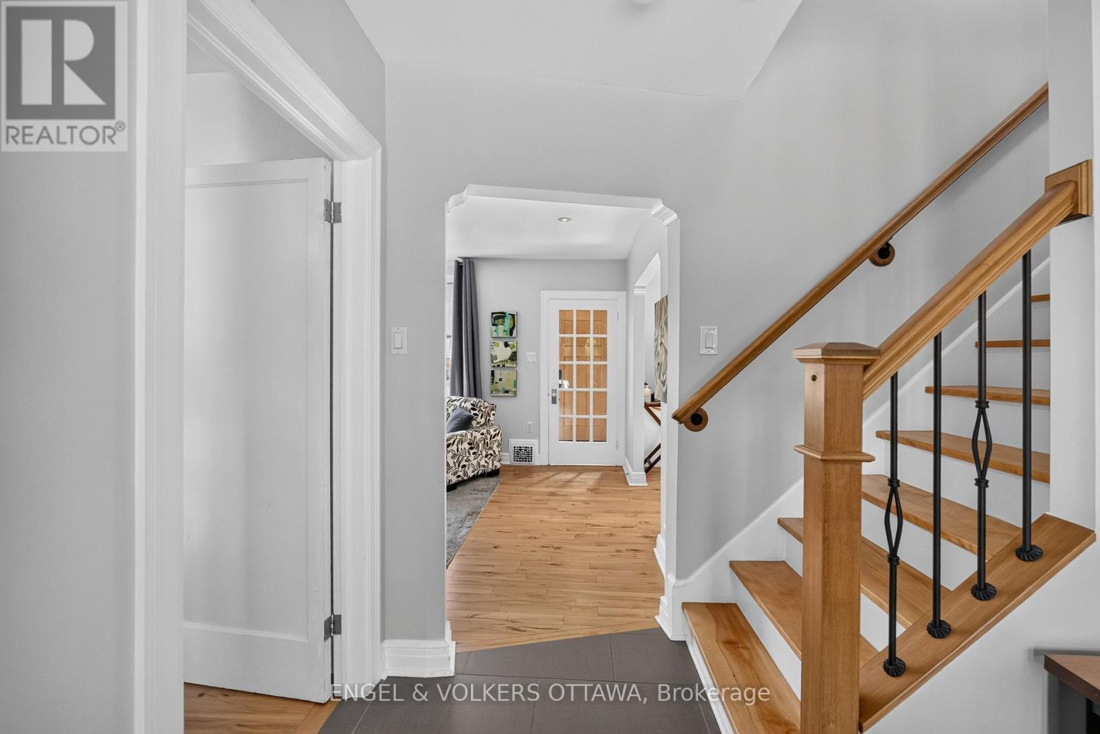 3 Bed, 2 Bath House for Sale in Ottawa – 47 GOULD STREET, Ottawa – MLS# X13765782 - Image 8