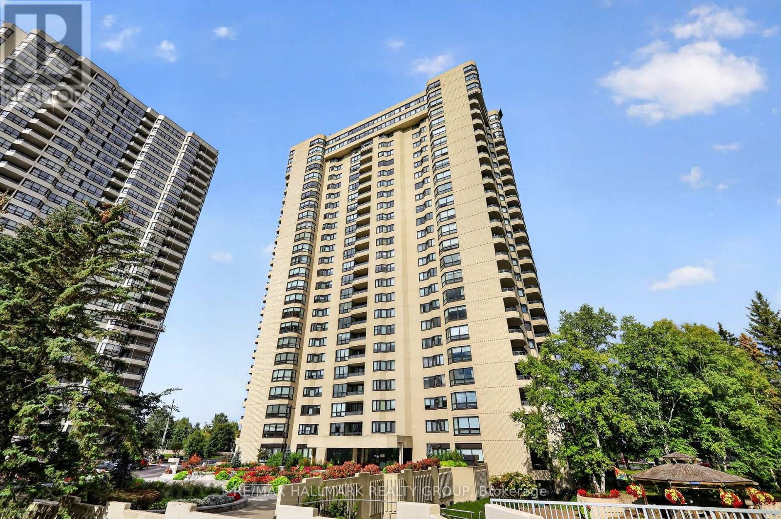 #2402 1500 RIVERSIDE DRIVE - 1
