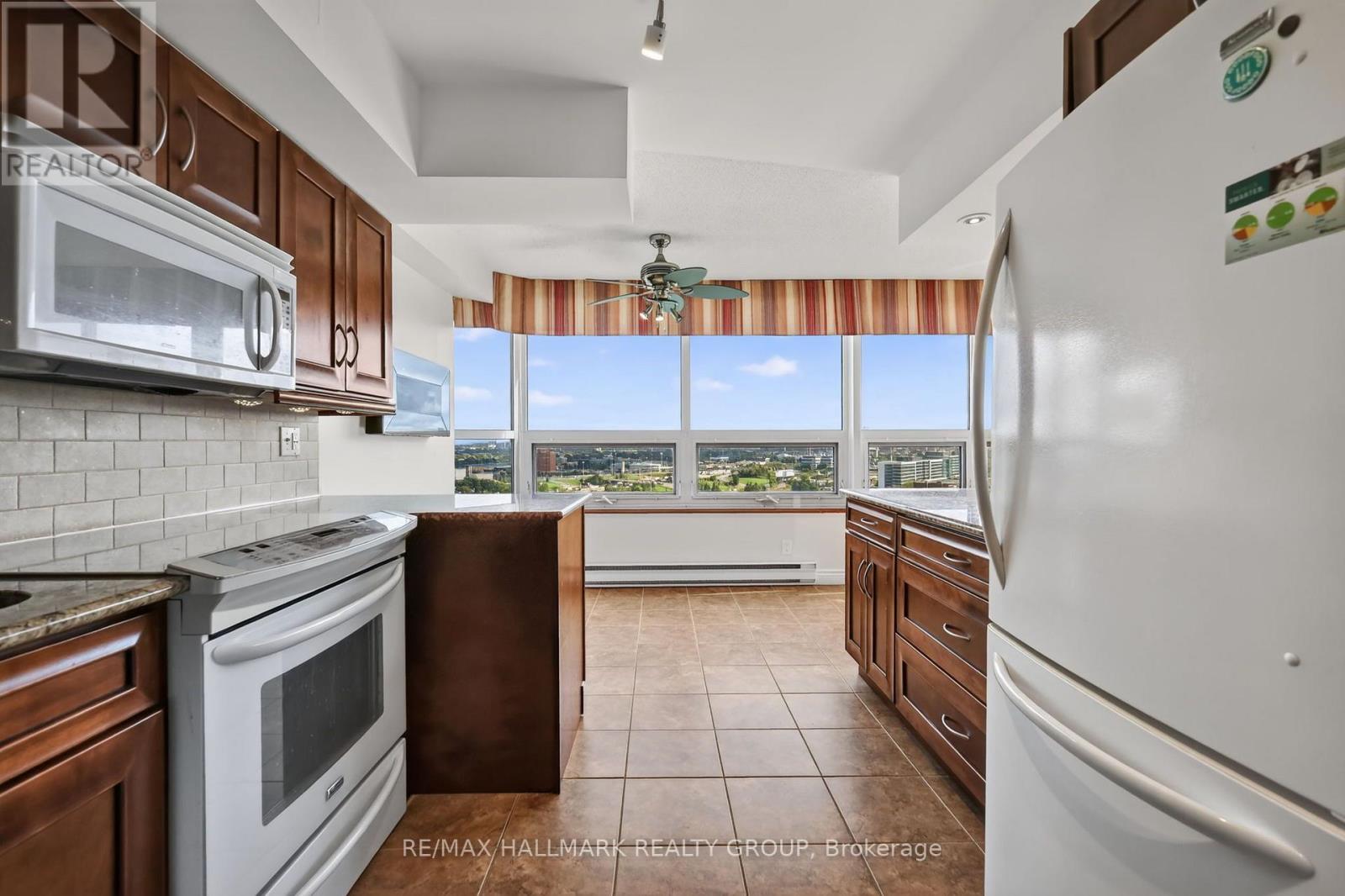 #2402 1500 RIVERSIDE DRIVE - Image 20