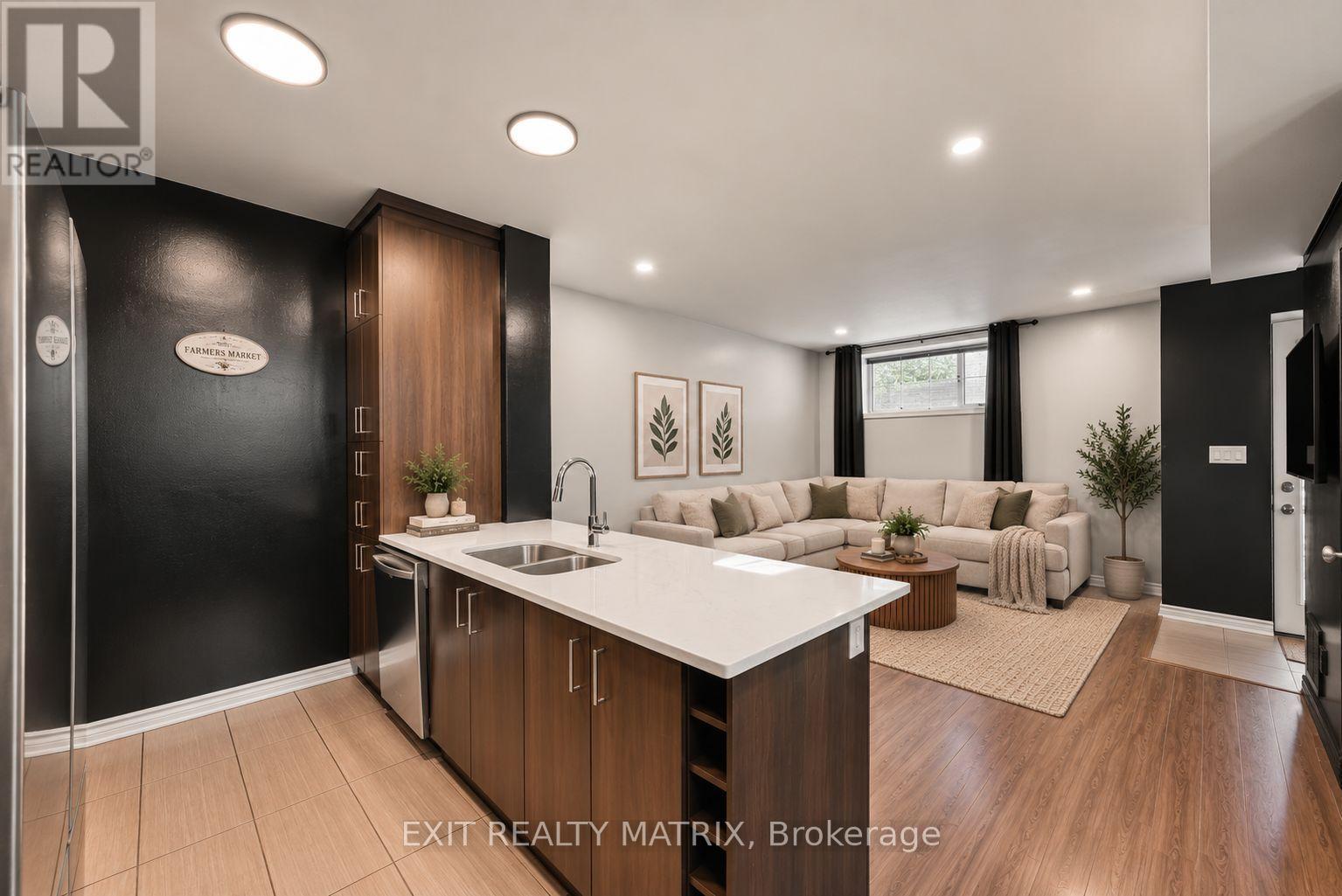 #1 251 CAPRI AVENUE - 8