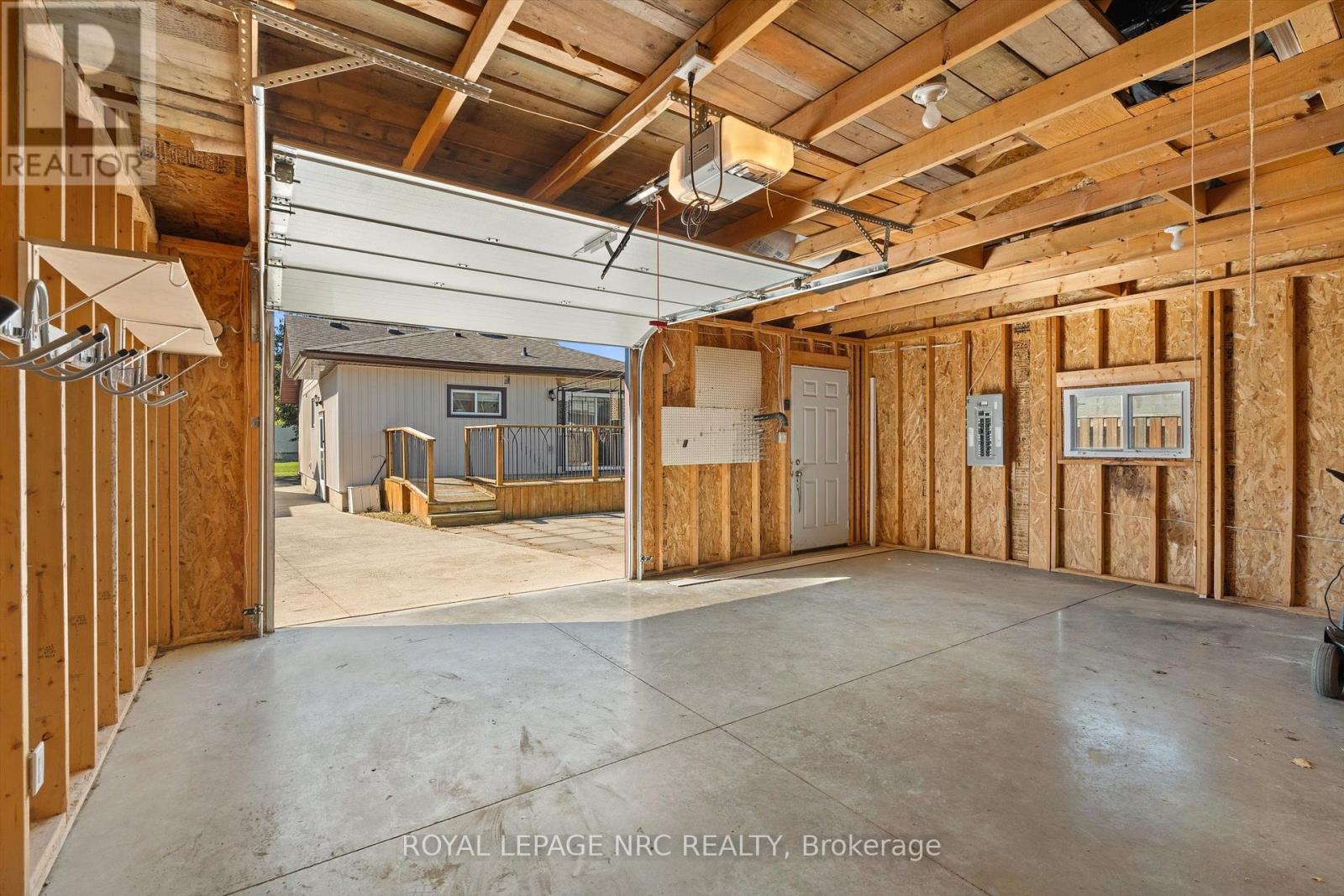 370 DIEPPE STREET - Image 26