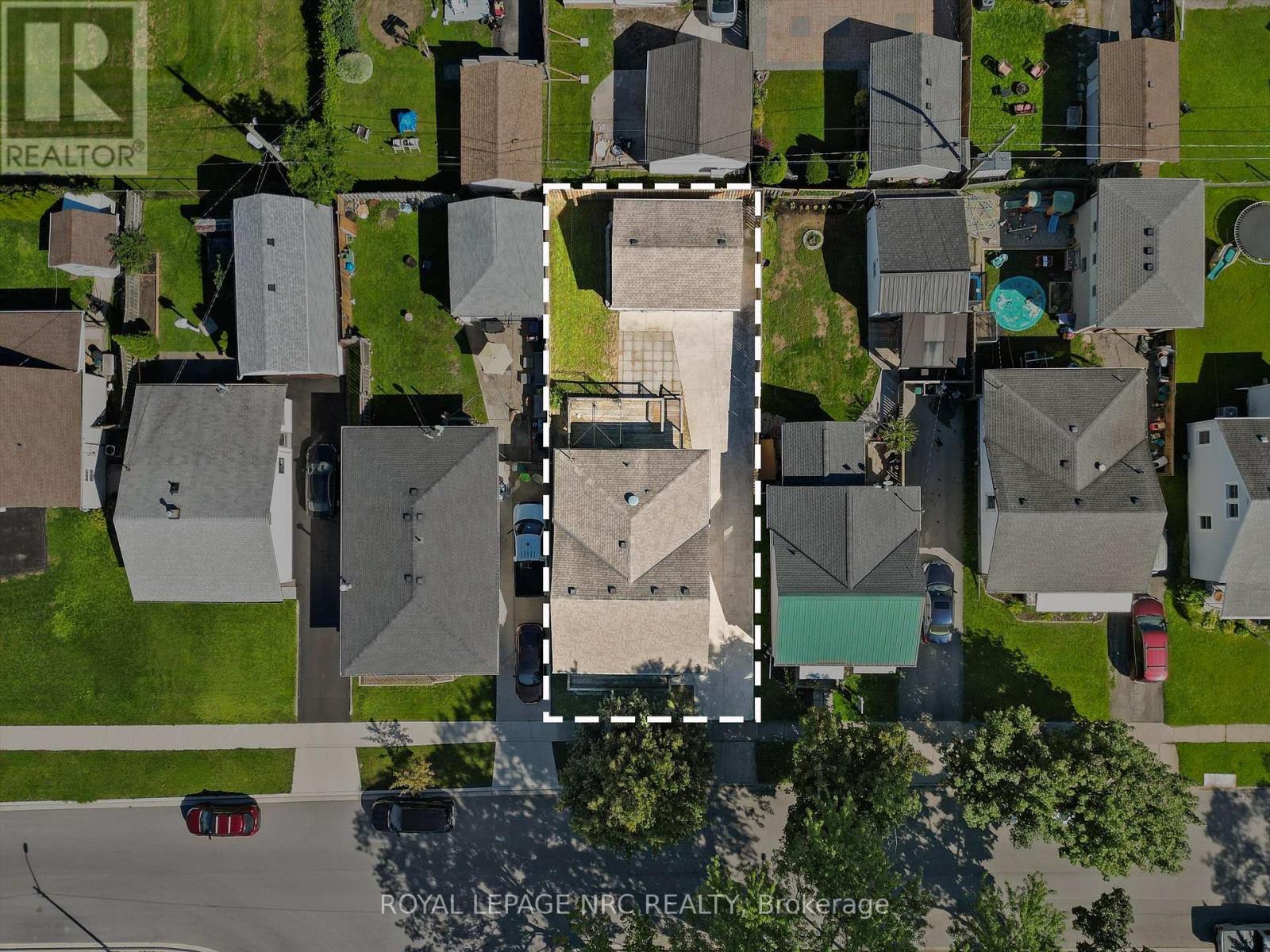 370 DIEPPE STREET - Image 31