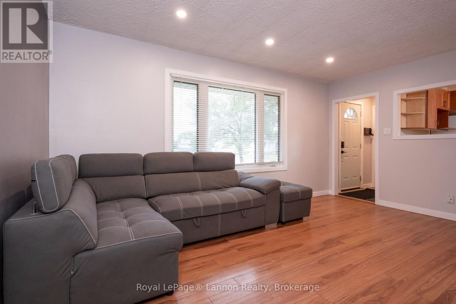 2218 ISABELLA STREET E - Image 22