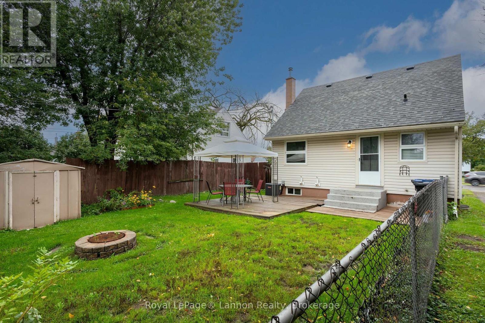 2218 ISABELLA STREET E - 6