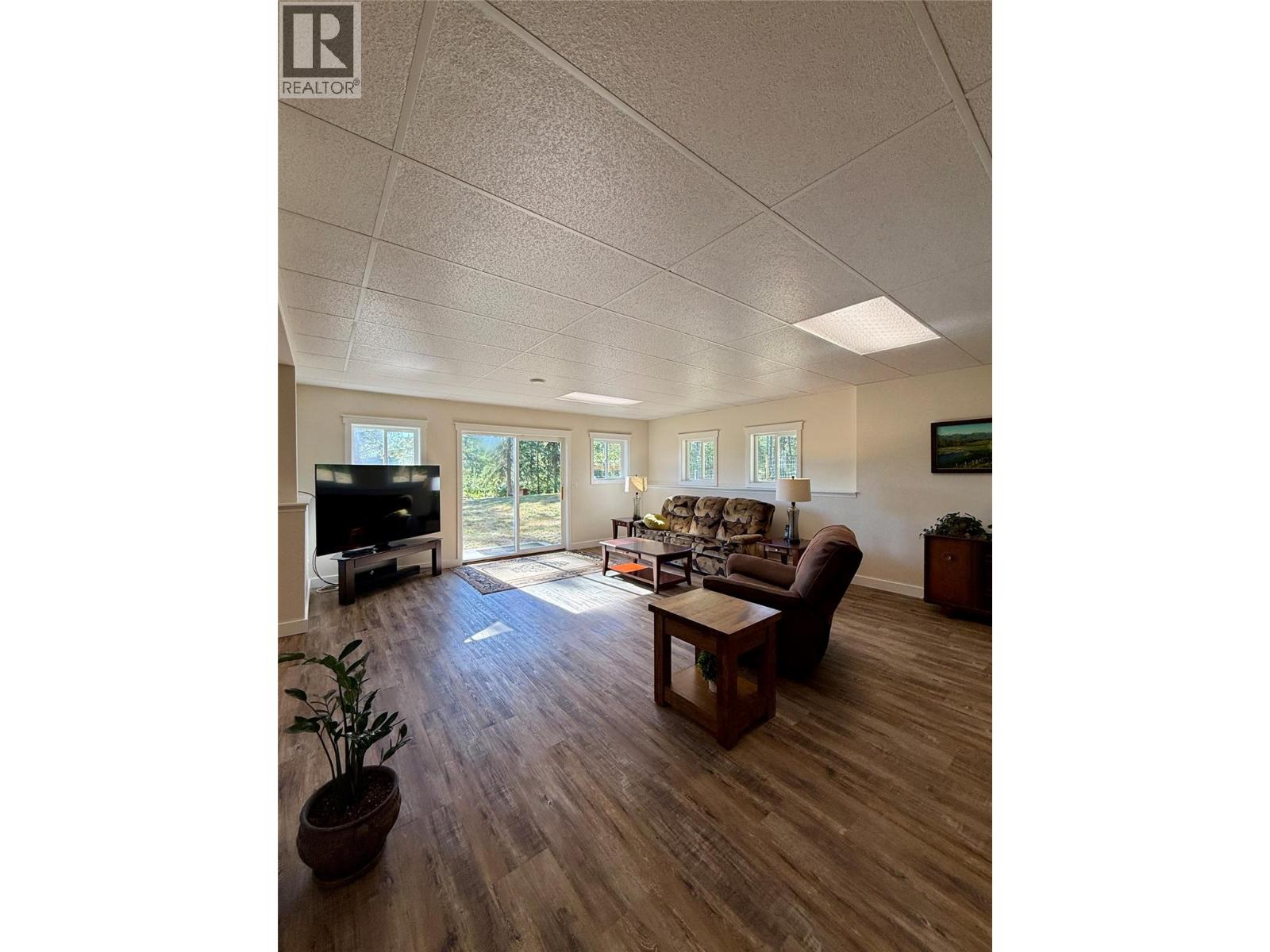 3301 PINE RIDGE Road - 37