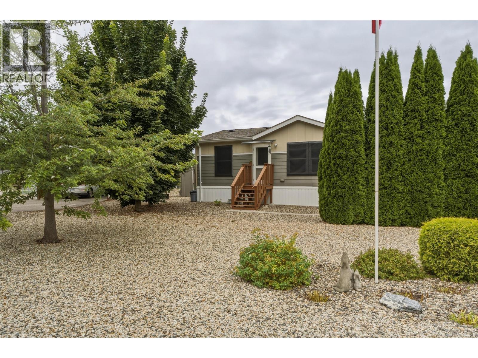 #24 4811 10A Avenue NE - 2