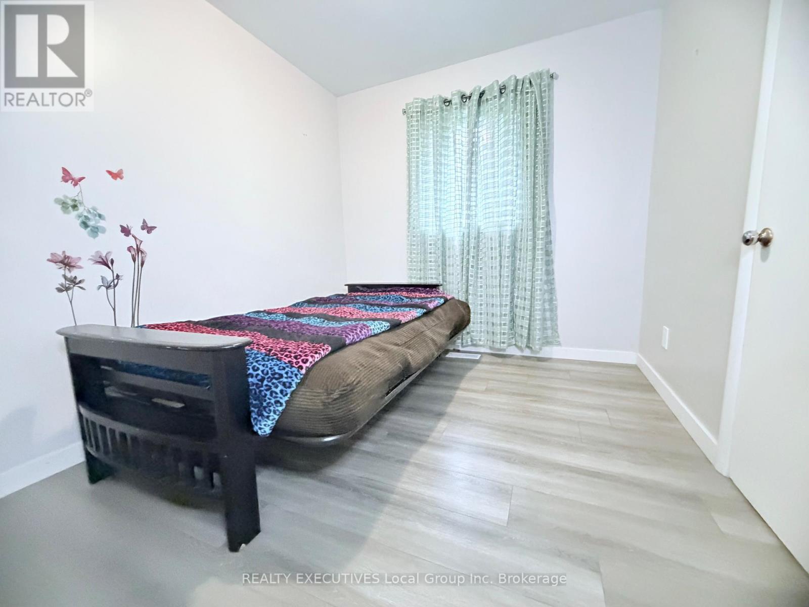 5 RALPH PLACE - 13
