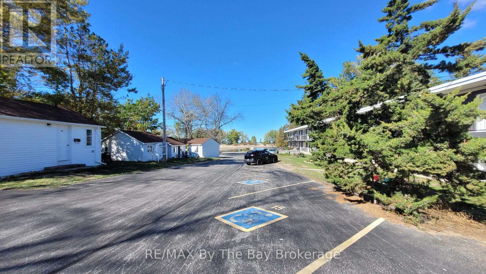 D03 - 280 RIVER ROAD E, Wasaga Beach — photo 1