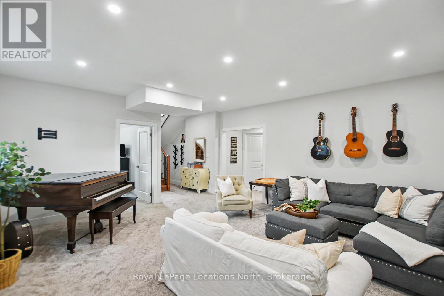 64 49TH STREET N - Image 36