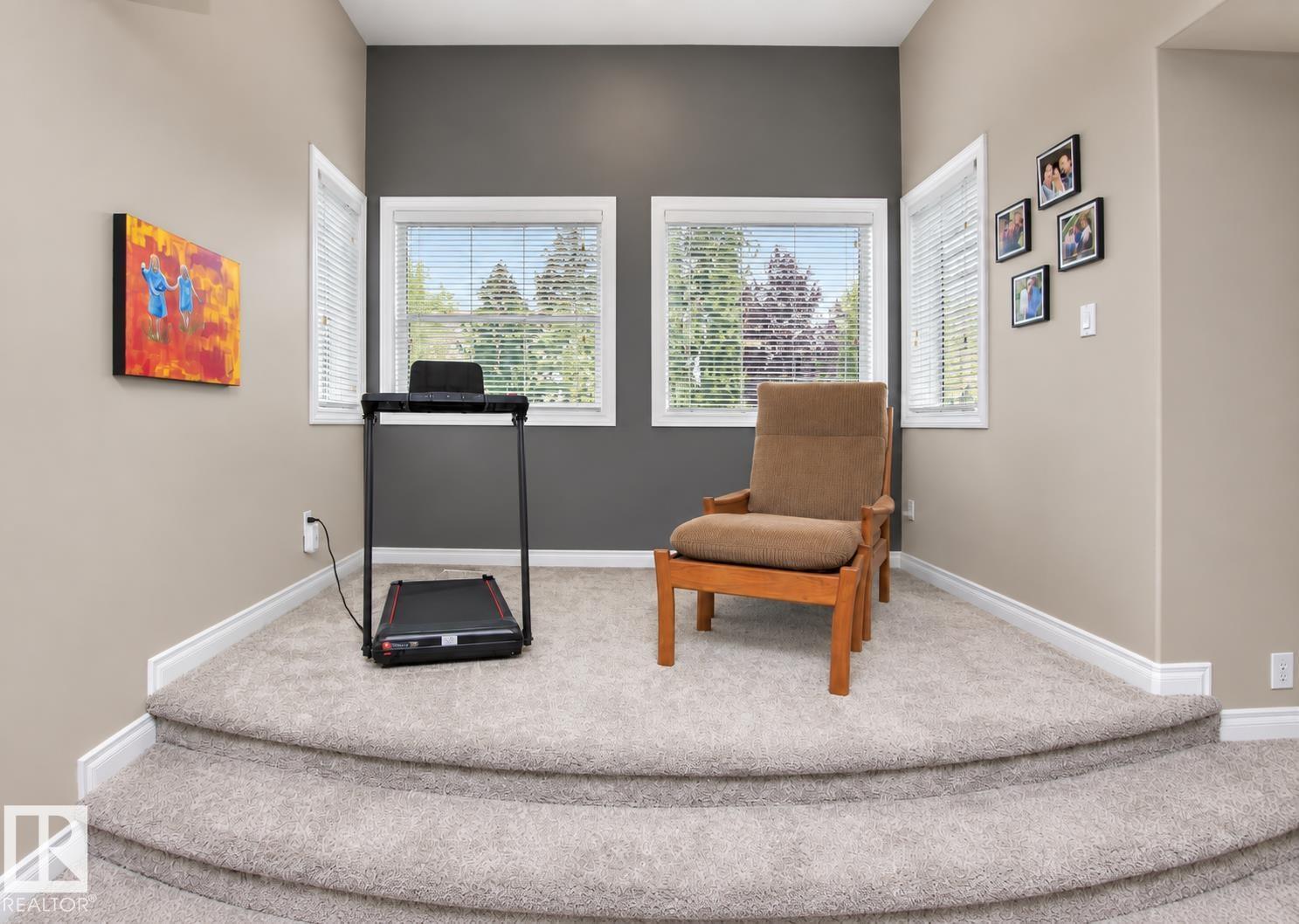 669 HIGHLAND DR - 26
