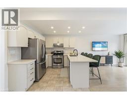 2pc Bathroom - 92 Benziger Lane, Stoney Creek, ON L8E6G5 Photo 7