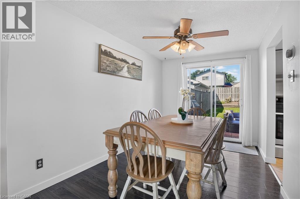 38 MEADOW WOODS Crescent - Image 19