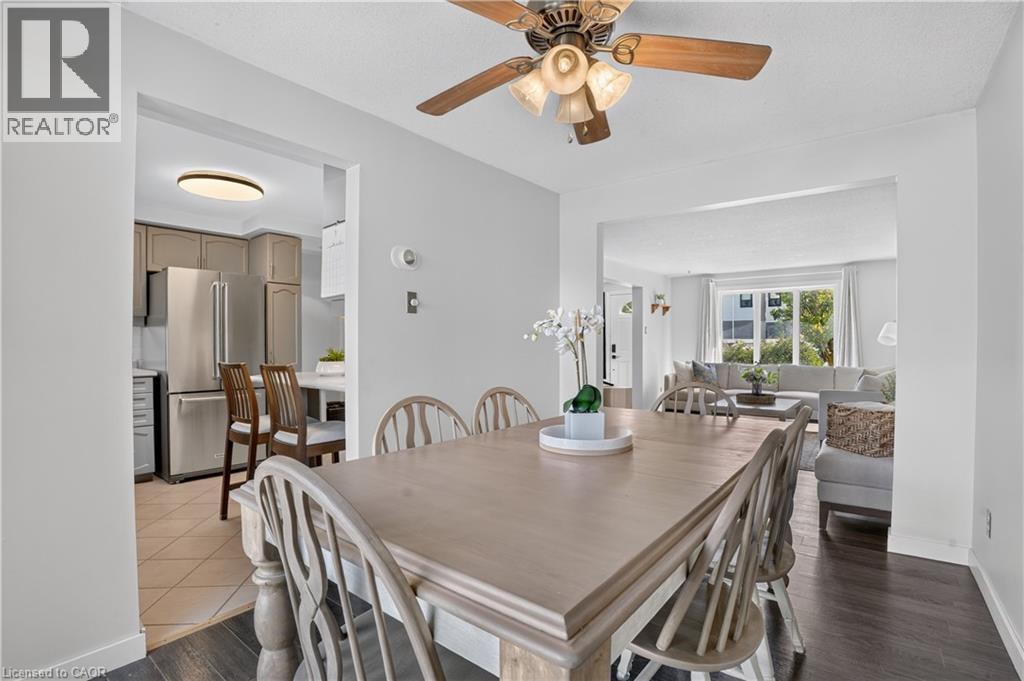 38 MEADOW WOODS Crescent - Image 20