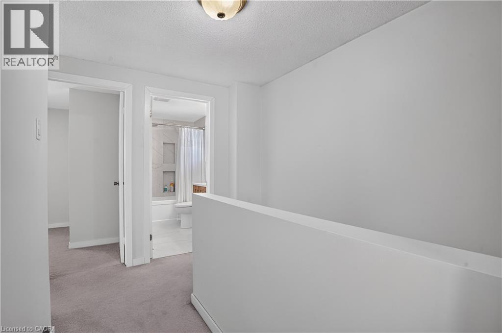 38 MEADOW WOODS Crescent - Image 29
