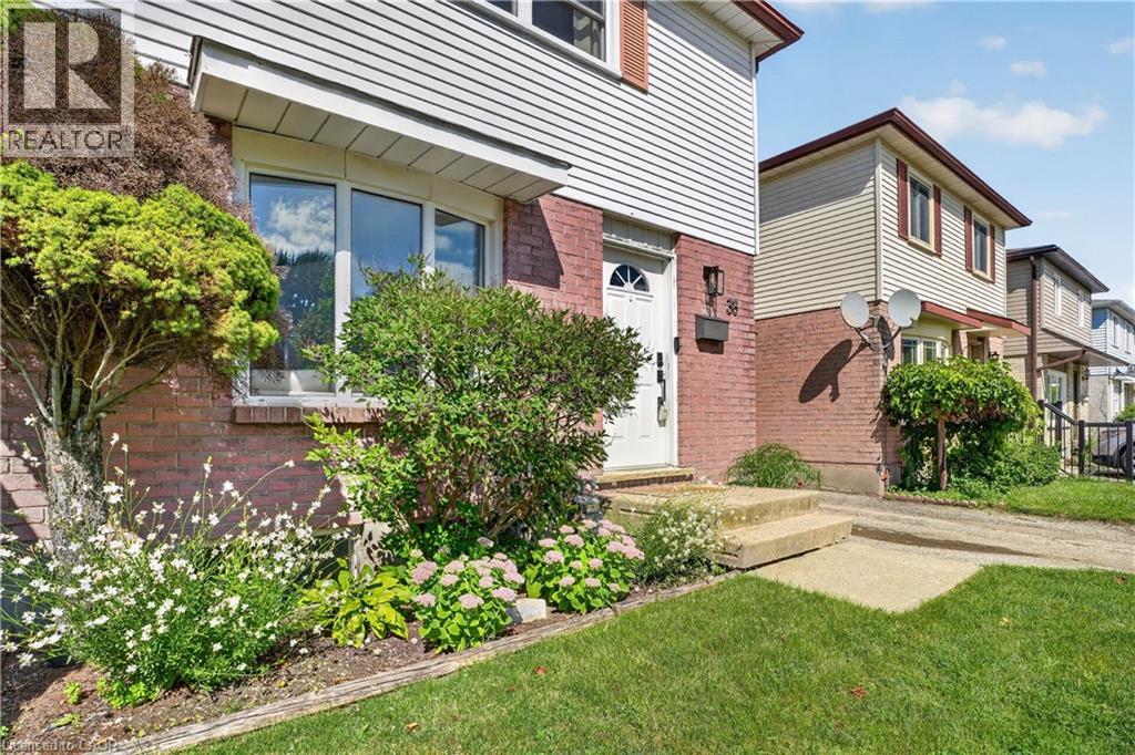 38 MEADOW WOODS Crescent — photo 3