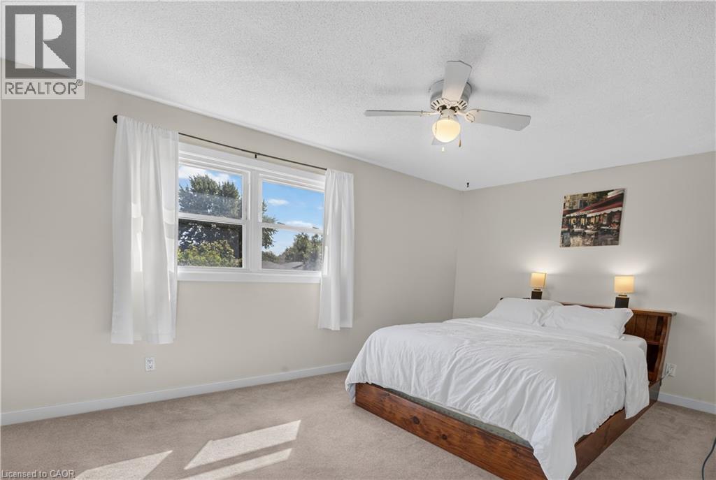 38 MEADOW WOODS Crescent - Image 33