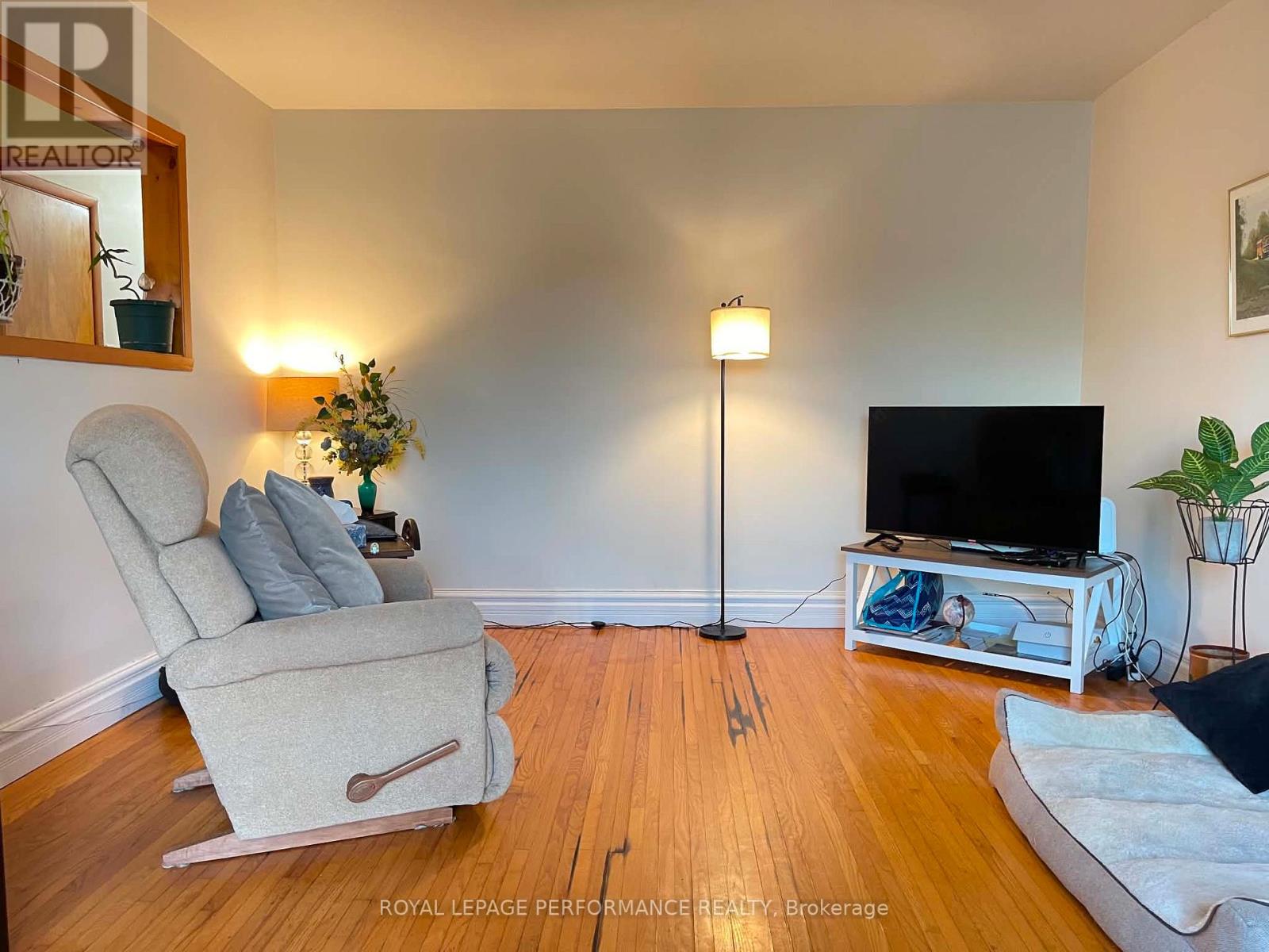 207 LEONIA STREET, Cornwall — photo 4