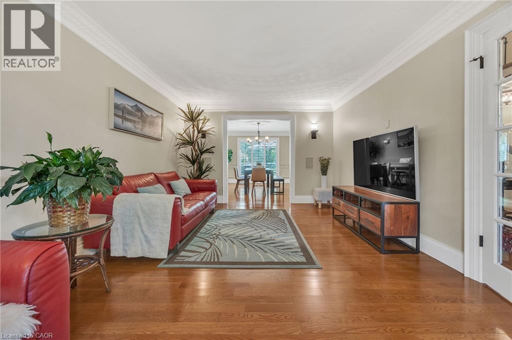 559 STRATHMERE Court - Image 18