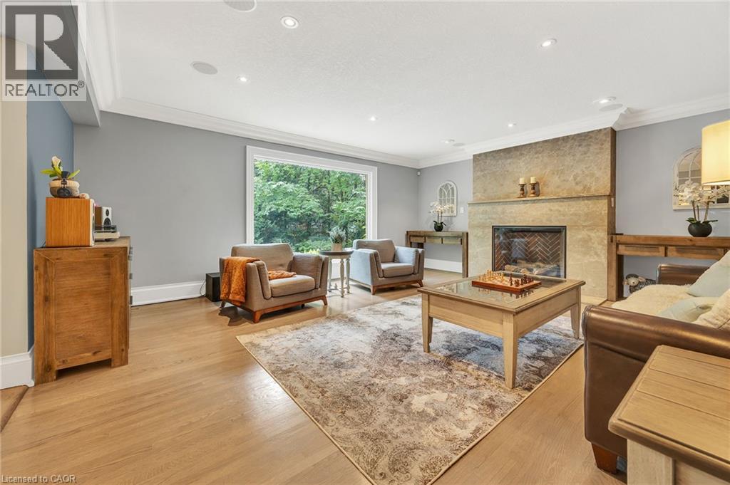 559 STRATHMERE Court - Image 5