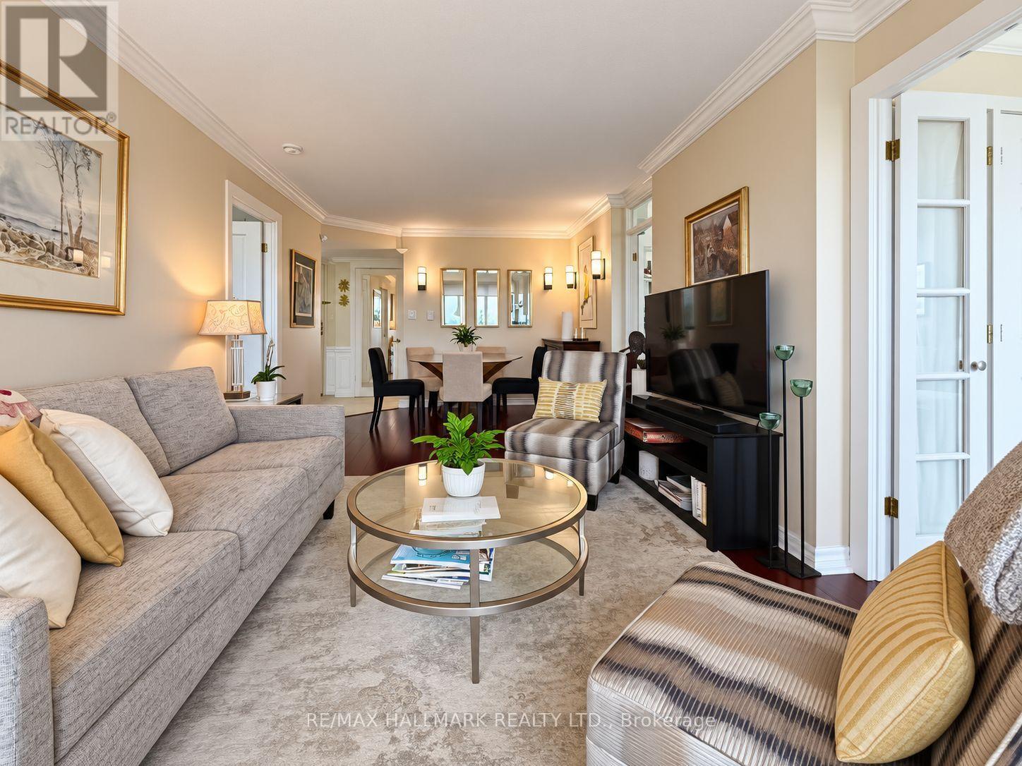#1006 253 MERTON STREET - 6