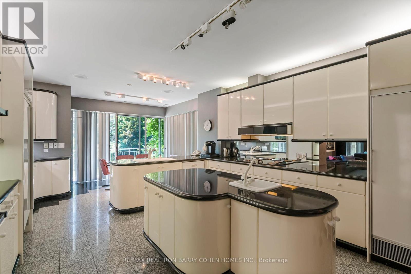 50 PARK LANE CIRCLE - 13