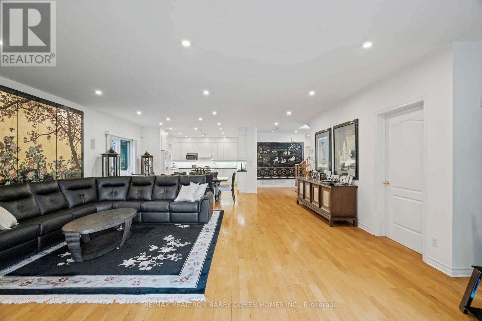 50 PARK LANE CIRCLE - 28