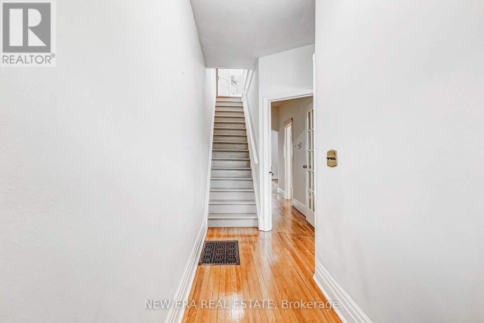 393 OSSINGTON AVENUE - Image 5