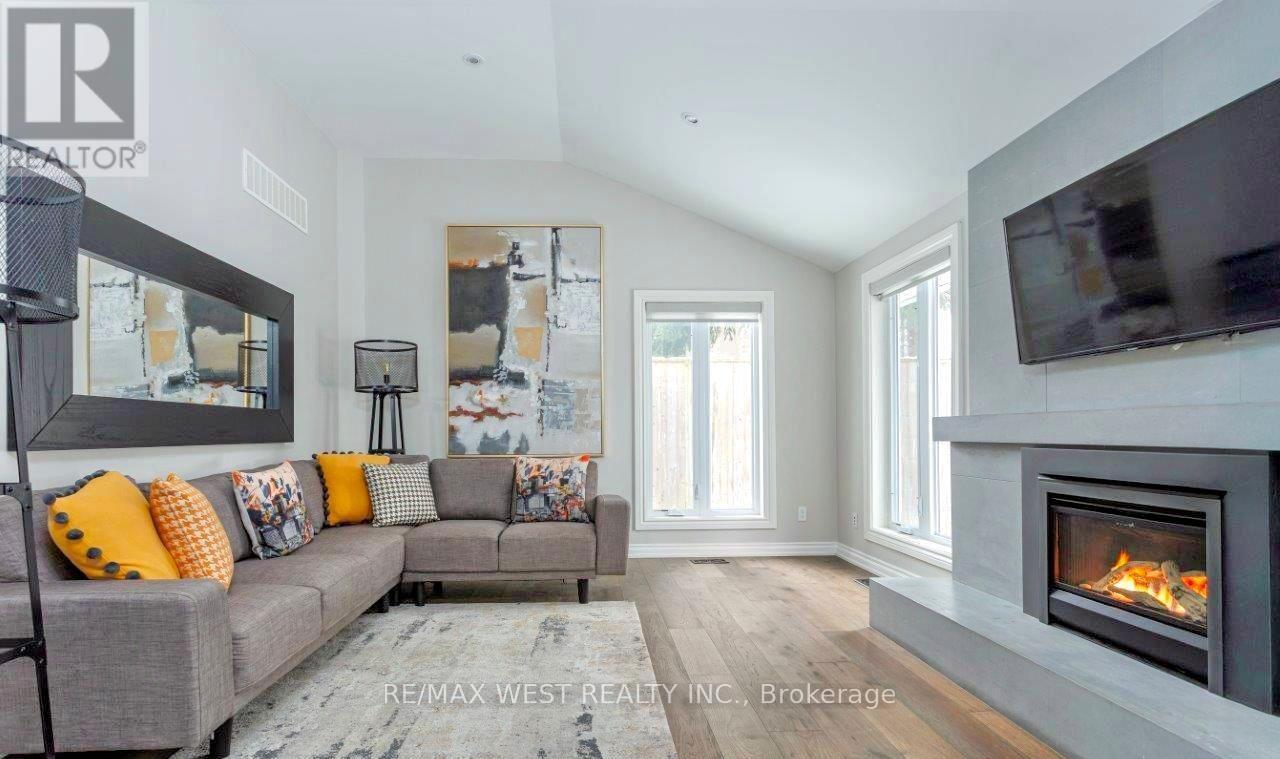 26 HOSTEIN DRIVE - Image 11