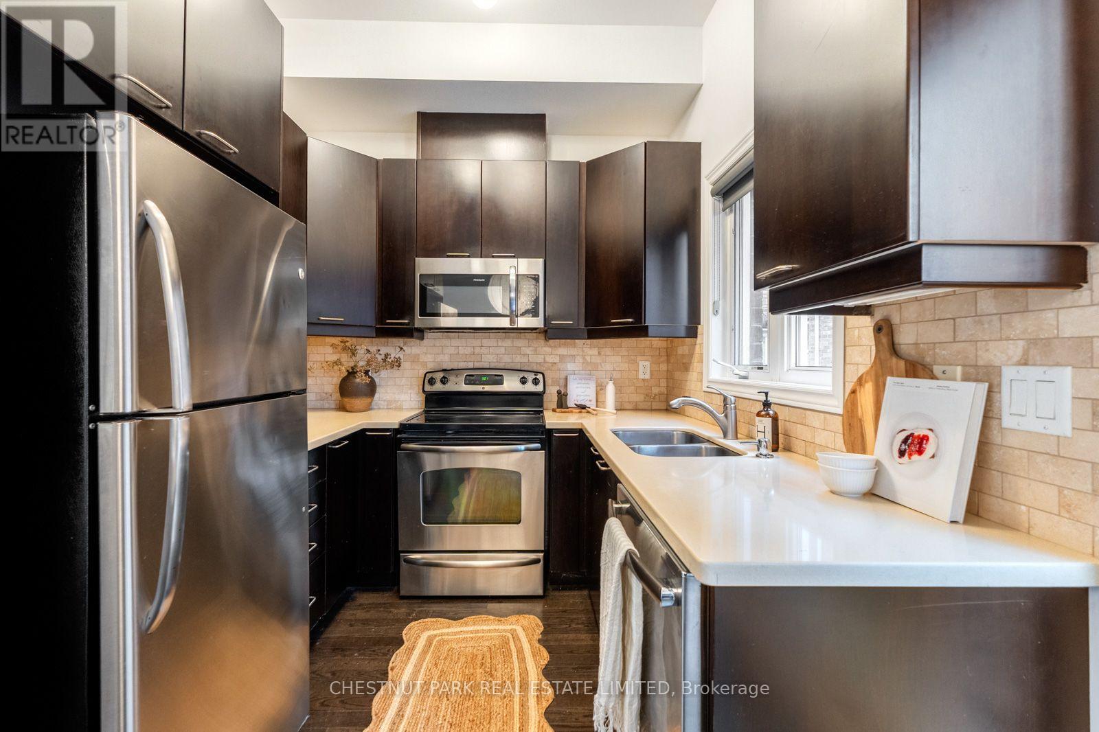 1437 QUEEN STREET E - 10