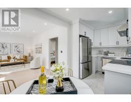 572 Pharmacy Avenue, Toronto, ON M1L3G9 Photo 9