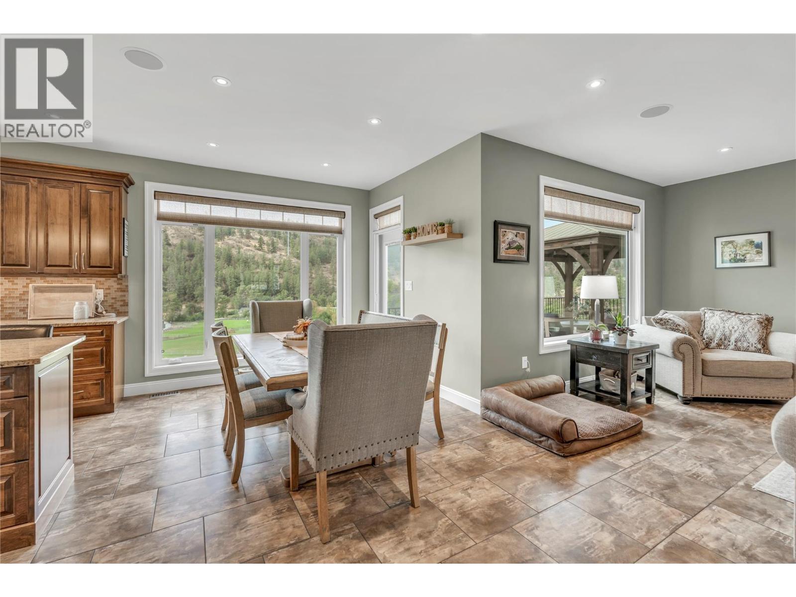 3789 McLean Creek Road, Okanagan Falls