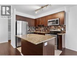 1940 Ironstone Drive Unit# 1006, Burlington, ON L7L0E4 Photo 17