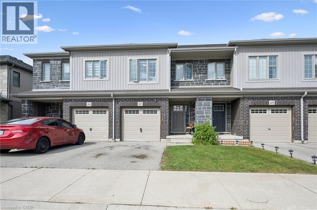 135 HARDCASTLE Drive Unit# 47, Cambridge — photo 4