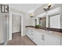 119 Baywater Rise Sw, Airdrie, AB T4B3V4 Photo 27