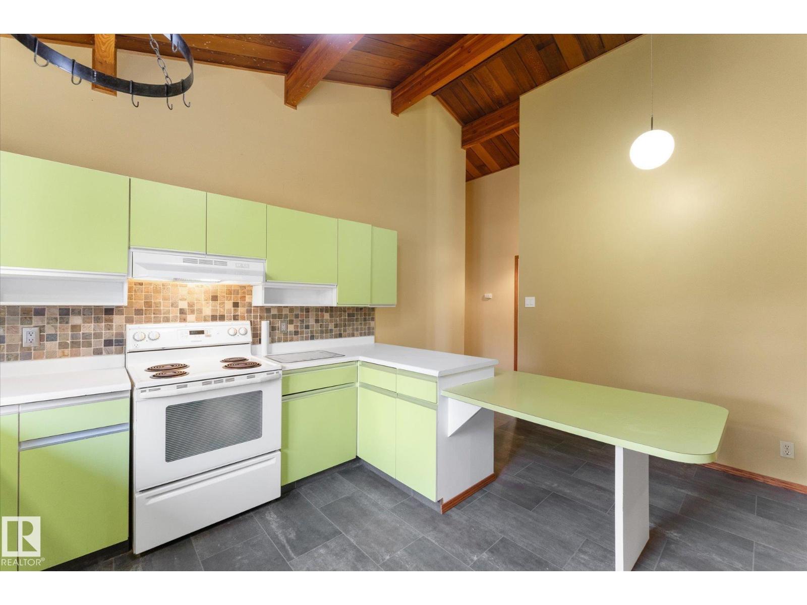 #27 52520 RGE ROAD 21 - 31