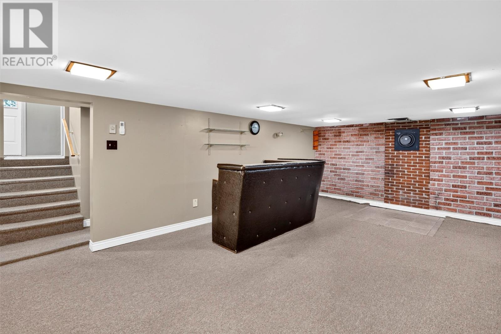 252 Main Road - 23