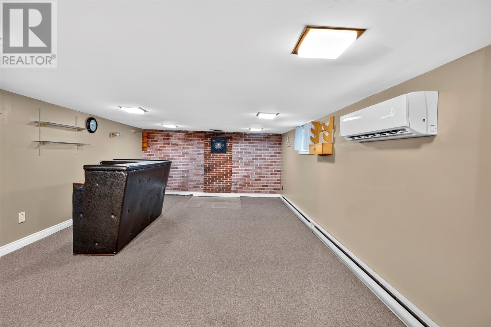 252 Main Road - 25