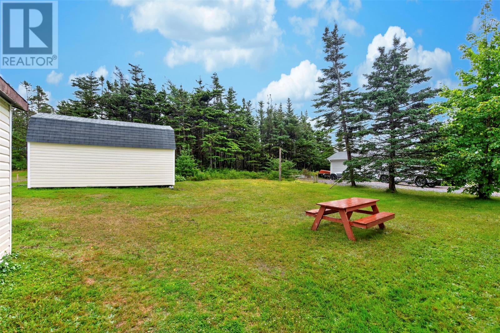 252 Main Road - 38