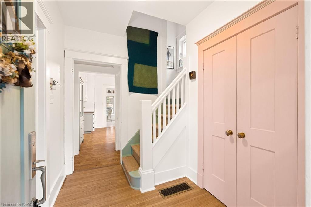 32 MARY Street - 5