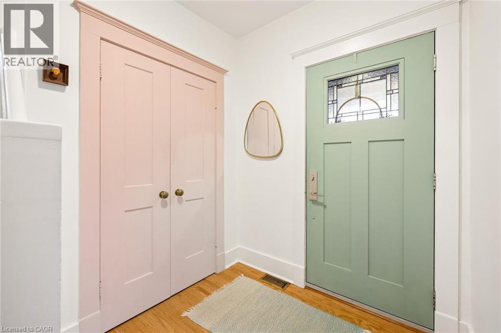 32 MARY Street - Image 6
