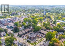 203 - 400 Park Avenue, Newmarket, ON L3Y1V8 Photo 35
