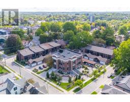 203 - 400 Park Avenue, Newmarket, ON L3Y1V8 Photo 36