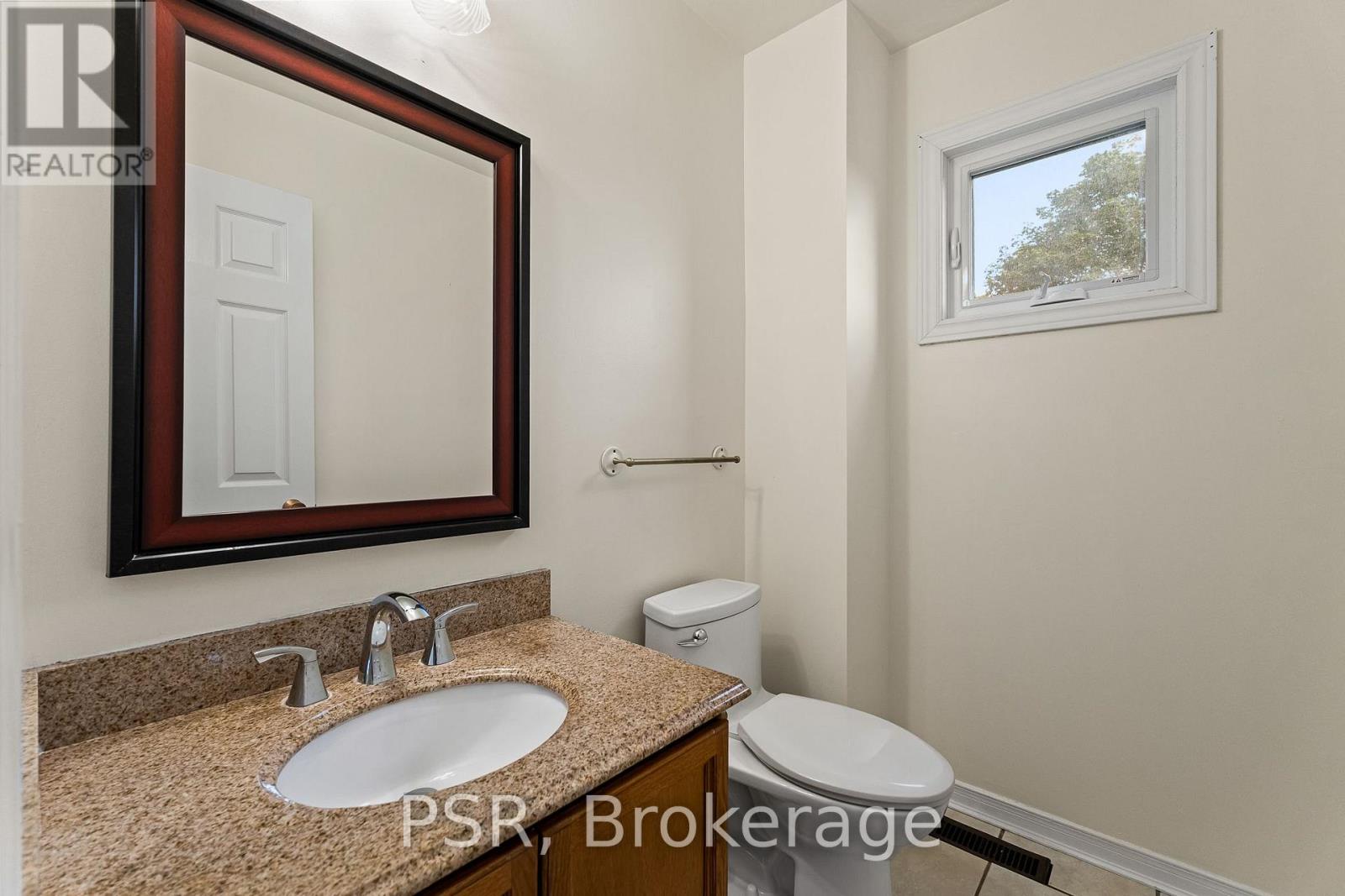 6 LIPPINCOTT COURT - 16