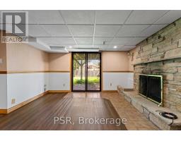 6 Lippincott Court, Richmond Hill, ON L4C7M5 Photo 32