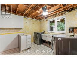 6 Lippincott Court, Richmond Hill, ON L4C7M5 Photo 36