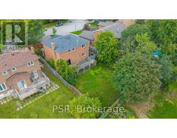 6 Lippincott Court, Richmond Hill, ON L4C7M5 Photo 41